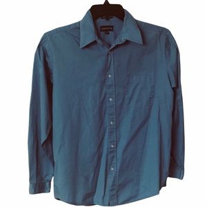 Claiborne Boys blue long sleeve button down shirt size 18  Equivalent to Mens M